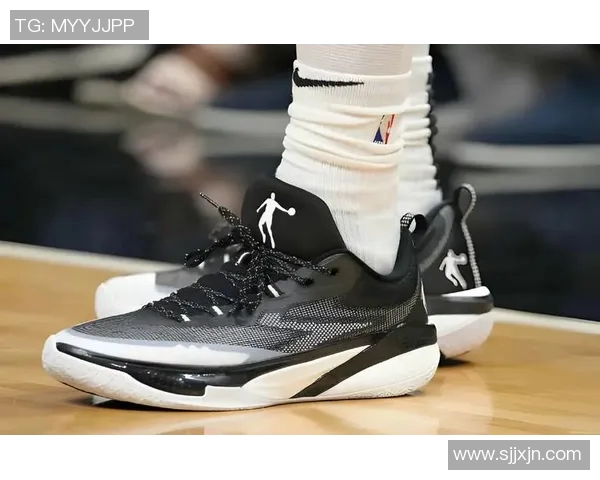 欧洲杯球星专用球鞋推荐 快速提升球场表现的必备装备 欧洲杯球星专用球鞋推荐 快速提升球场表现的必备装备